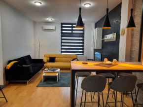 Apartman Holiday Pale sa dvije spavace sobe